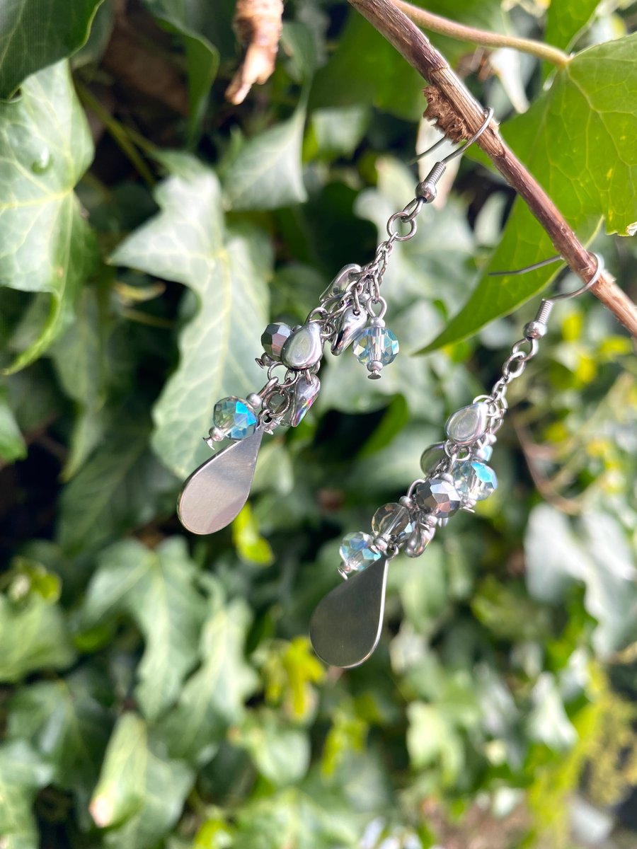 Edie - Iridescent Tear Drop Earrings 