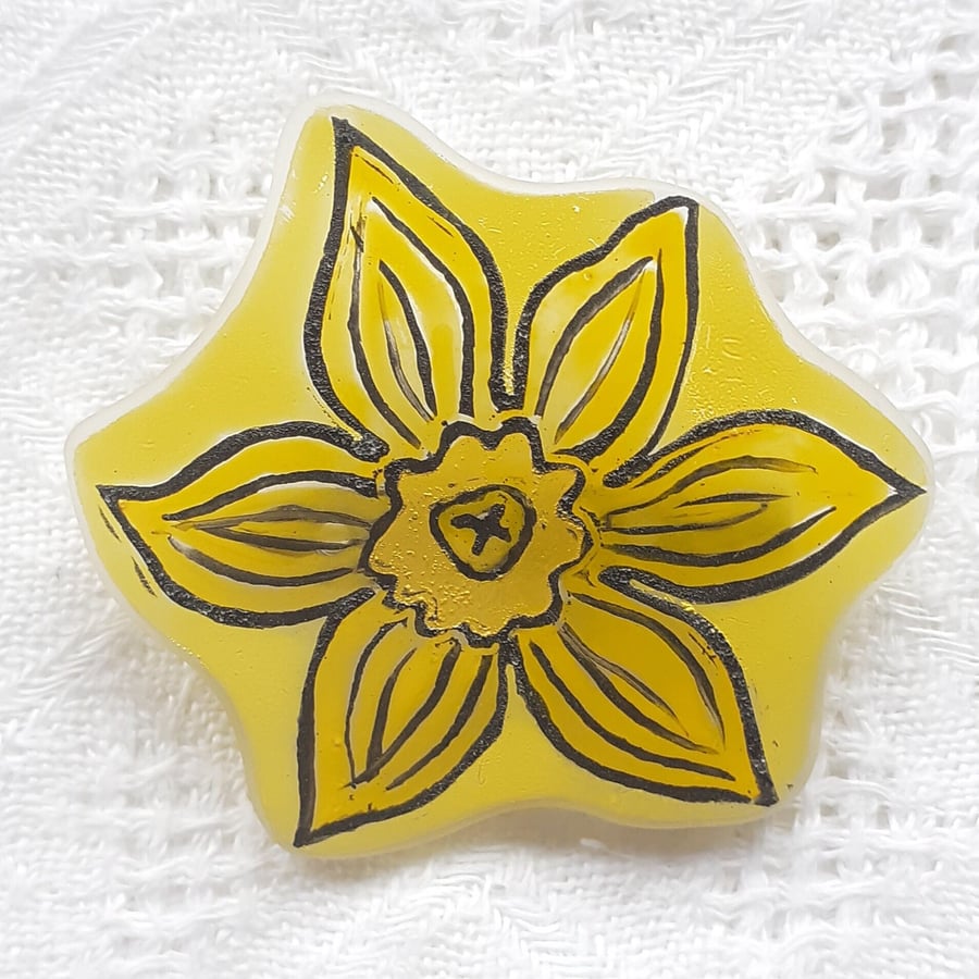 Daffodil Brooch