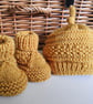 Designer Luxury Soft Marino Wool Hat & Booties Set 0-3 months size