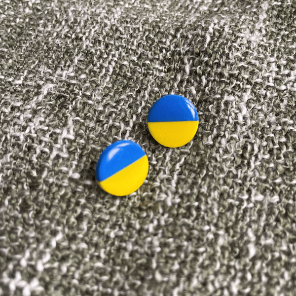 Ukraine flag earrings, all proceeds go to help Ukraine. Slava Ukraini!