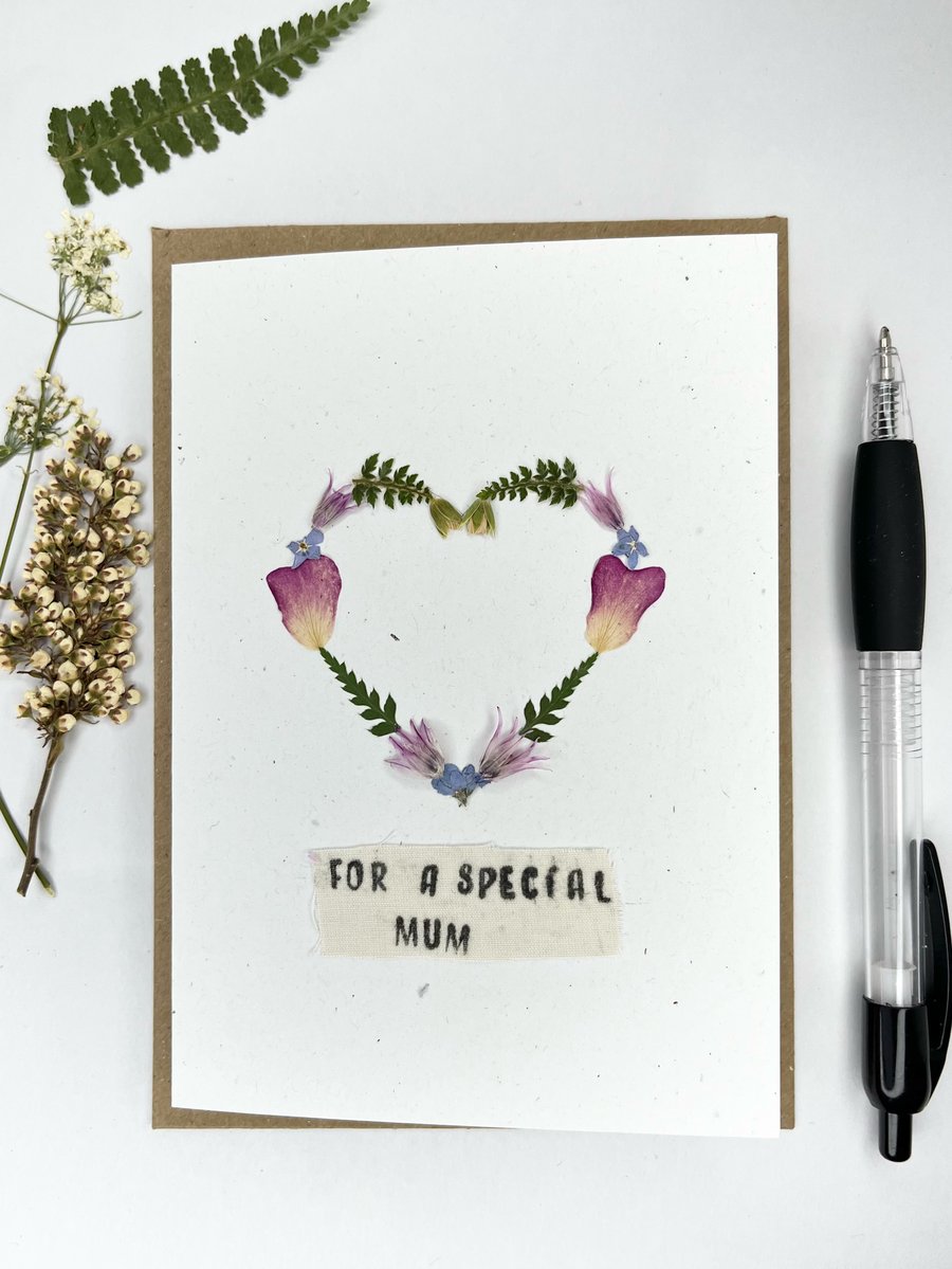 Handmade Real Pressed Flower Heart, Mother's Day, Birthday Card 