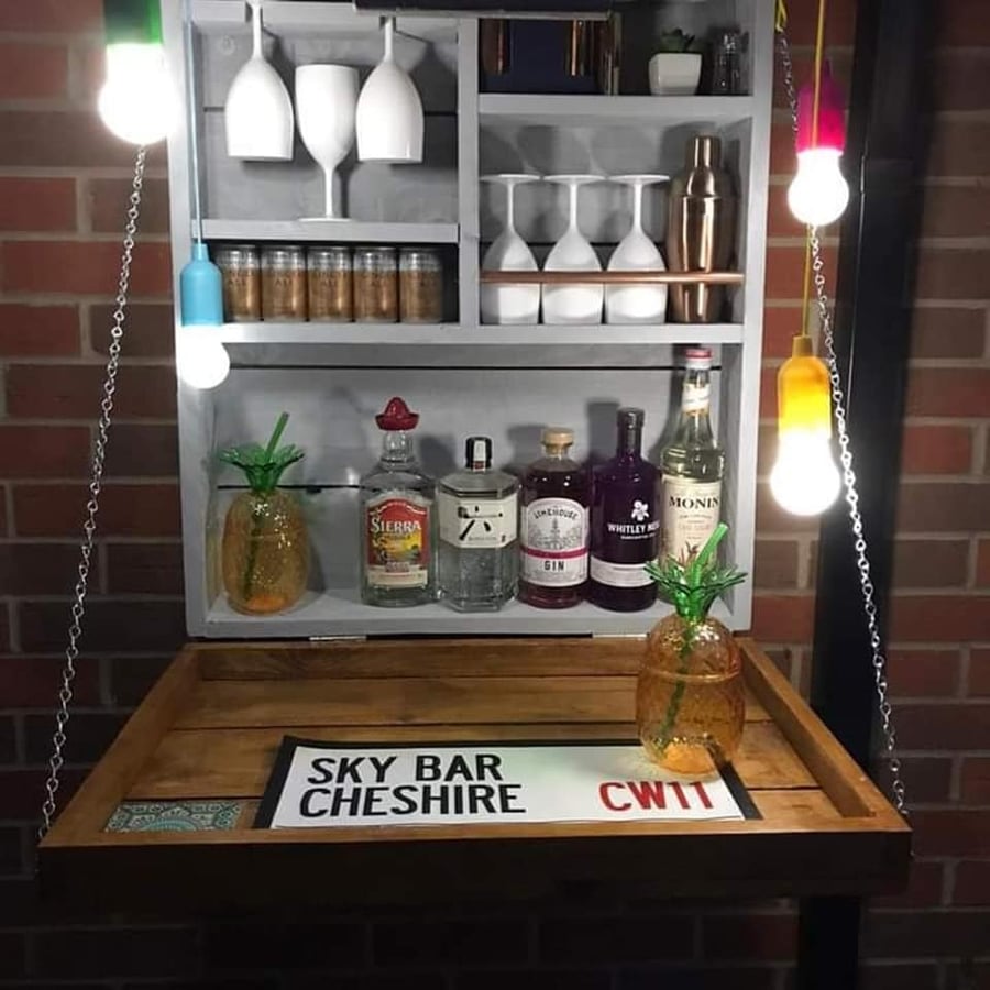 Medium Sized Murphy Bar with Copper Pipe Stopper