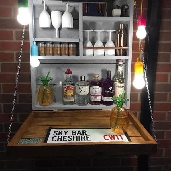 Medium Sized Murphy Bar with Copper Pipe Stopper