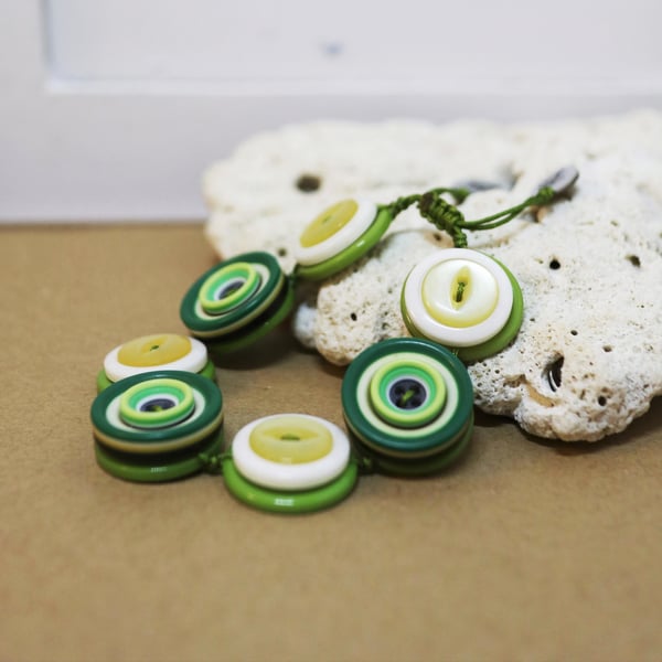 Green and yellow Story - Vintage Button Adjustable Bracelet