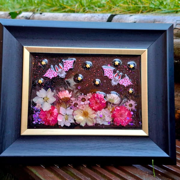 Valentines Valloween upcycled photo frame hearts bats resin glitter floral 