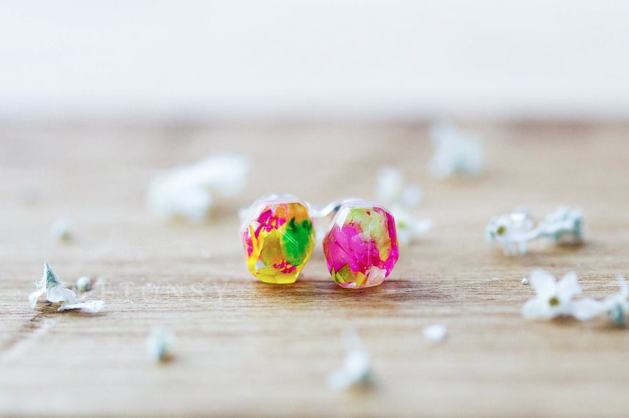 Real Flower Earrings Tiny Nugget Studs Floral Jewelry Pressed Flower Earrings Na