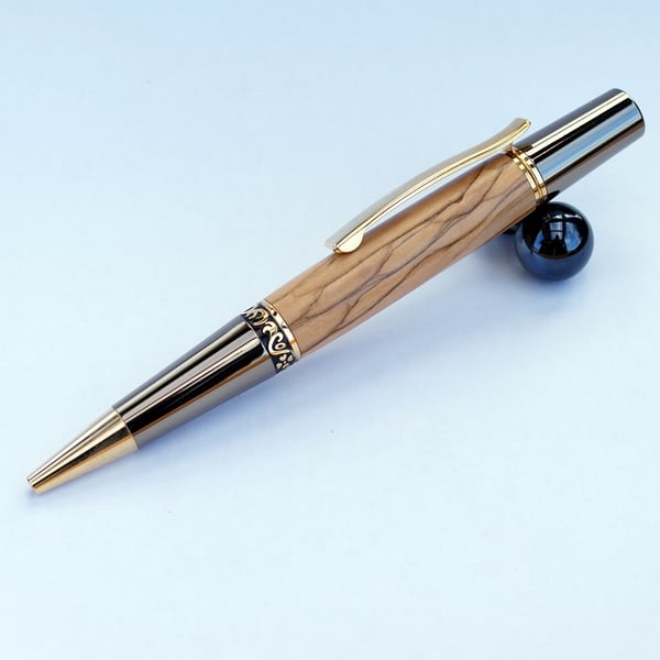 Zeta top twist pen in Olive