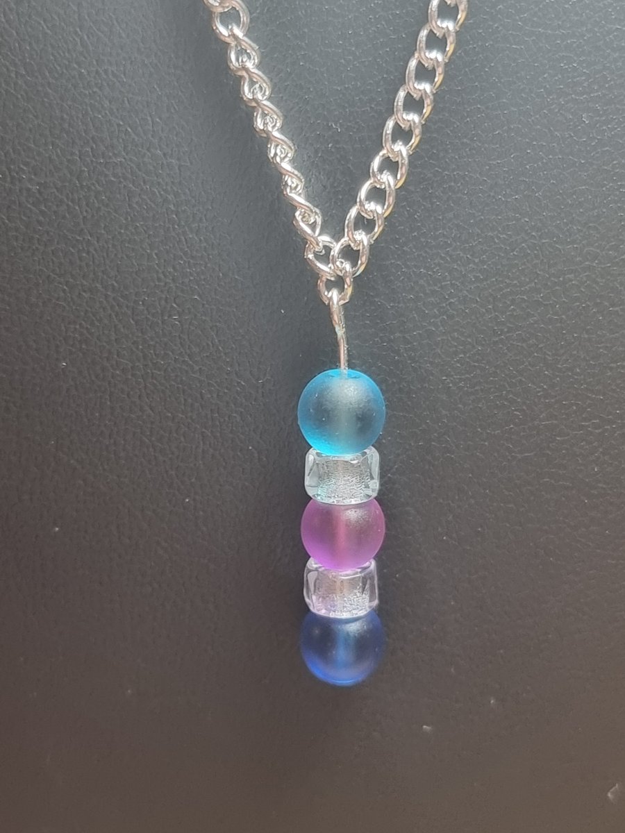 Frosted bead necklace