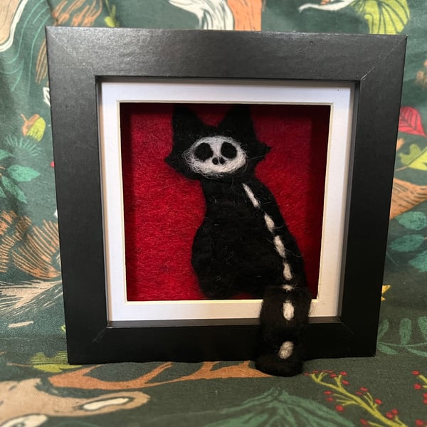 Skeleton cat frame