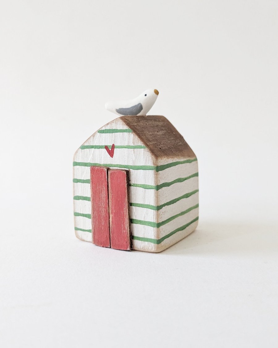 Hand Painted Wooden Beach Hut with Seagull 