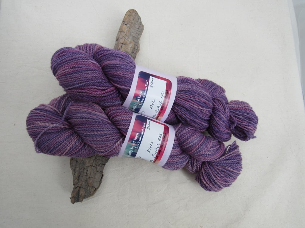100g Viola BFL Space Dyed Natural Dye 4-ply Yarn