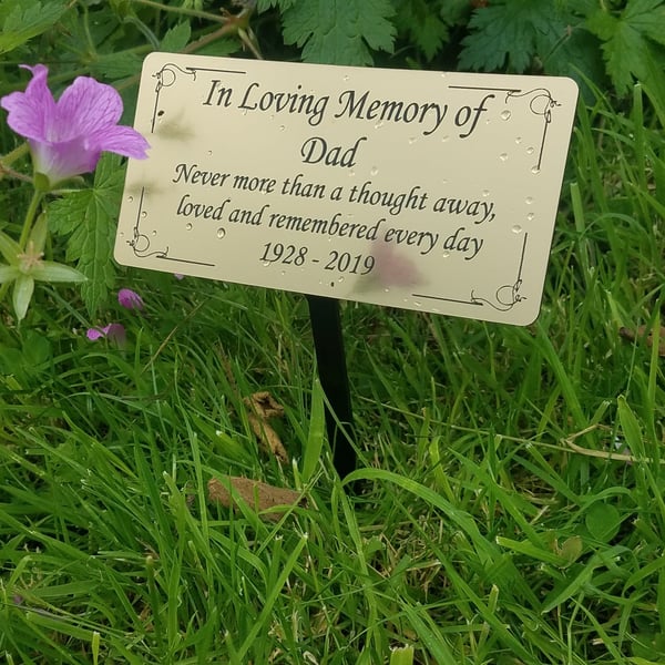 Memorial Garden tree memorial plaque Cemetery plaque Temporary grave marker