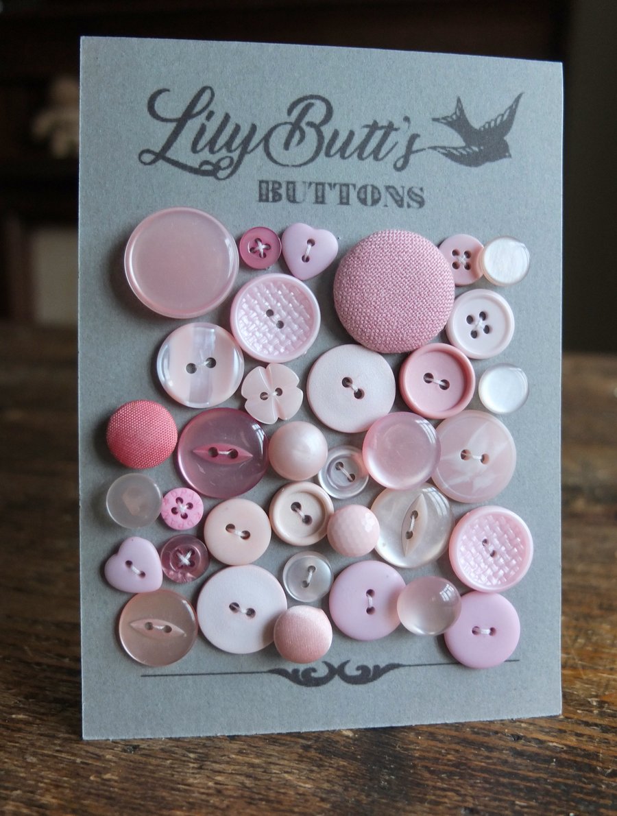 35 Vintage Mixed Baby Pink Buttons