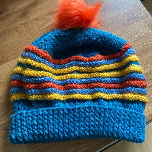 Ladies bright aran bobble hat