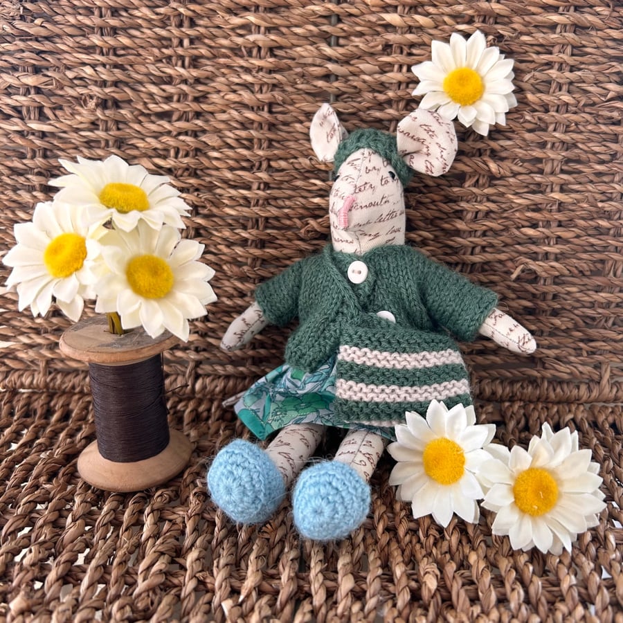'Ginnie' Handmade Little Fabric Mouse 