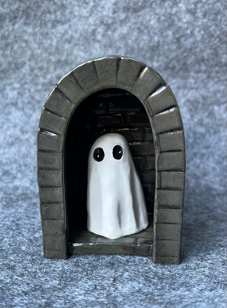 Spooky Cute Ghost Shrine Decor 