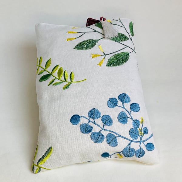 Book sleeve and bookmark. Gift for book-lover. Floral embroidery