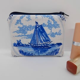 Coin purse in blue and white Delft inspired fabric C