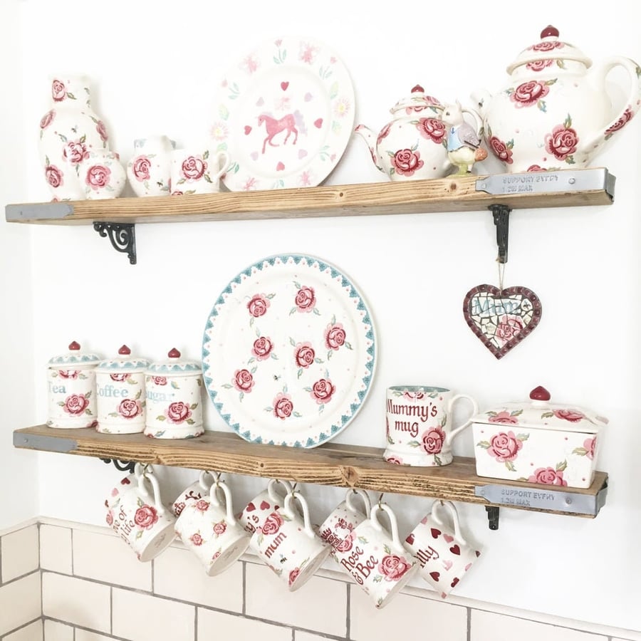 Scaffolding board shelving