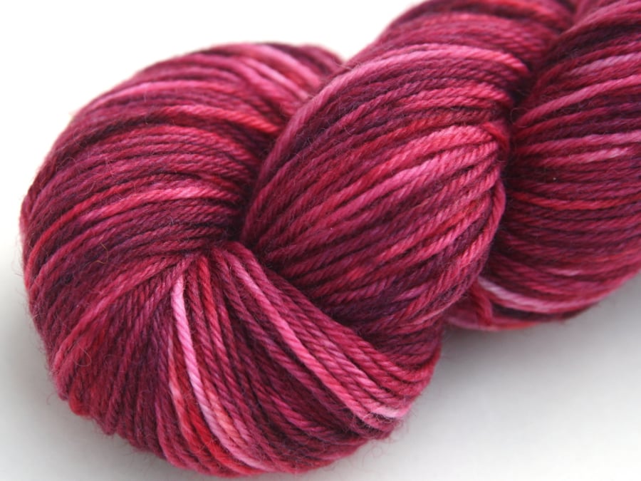 SALE Mellow - Superwash wool-nylon DK yarn