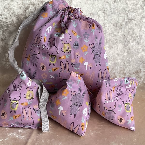 LILAC BUNNIES 3  LITTLE BEAN BAGS RICE FILLED THROWING OR JUGGLING GAME & BAG