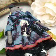 Amice, A Twilight Mouse