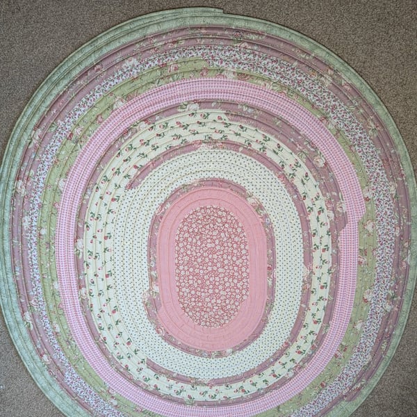 Pastel Bloom - jelly roll rug