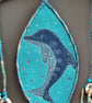 DEVM2503 - Dolphin Totem - 22cm (65cm full length) Blue- Turquoise-natural - Image 3