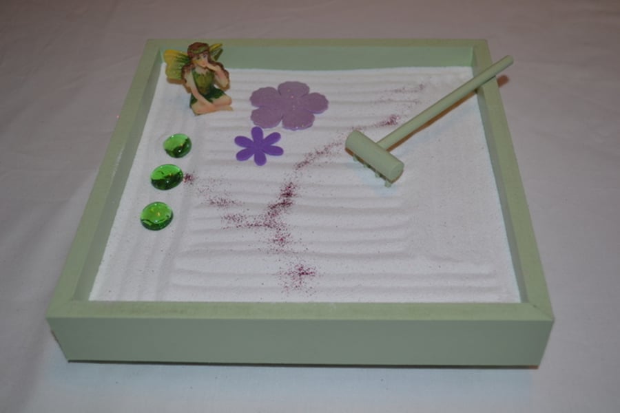 Medium Jade Mist Green Fairy Garden