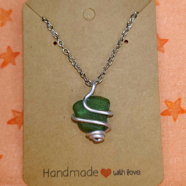 Seaglass Pendant small - Green & Silver