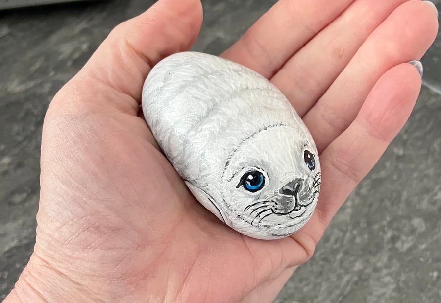 Seal hand painted pebble garden rock wildlife stone 