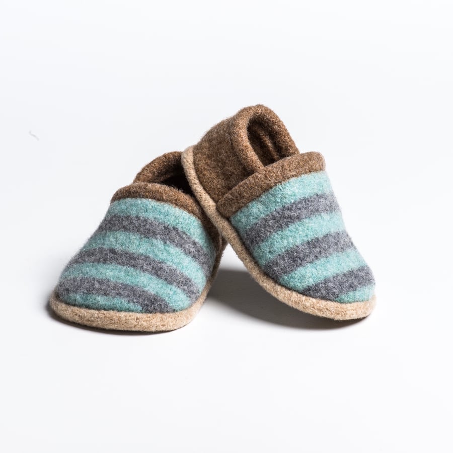 100 % Merino Lambswool Baby Shoes