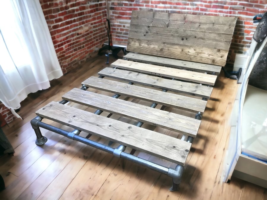 Scaffold Bed Using Recycled Reclaimed Industrial Steel And Scaffold Board Wood T