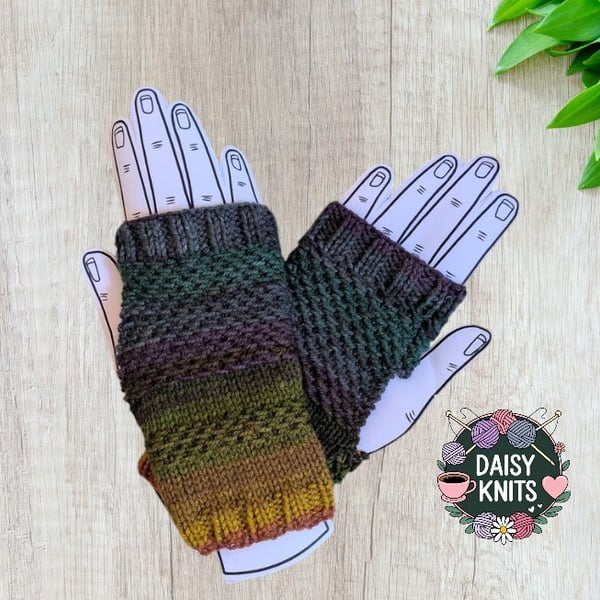 Fingerless Gloves - Wrist Warmers - Ladies Gloves