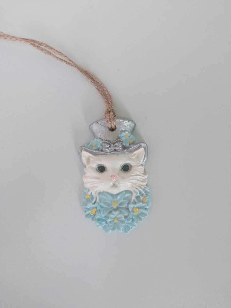 Clay Cat in a Top Hat Hanging Decoration 