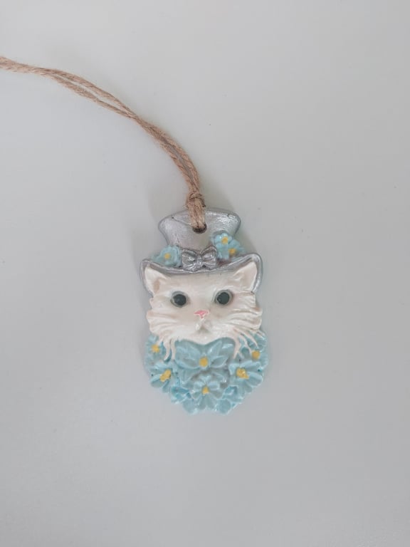 Clay Cat in a Top Hat Hanging Decoration 
