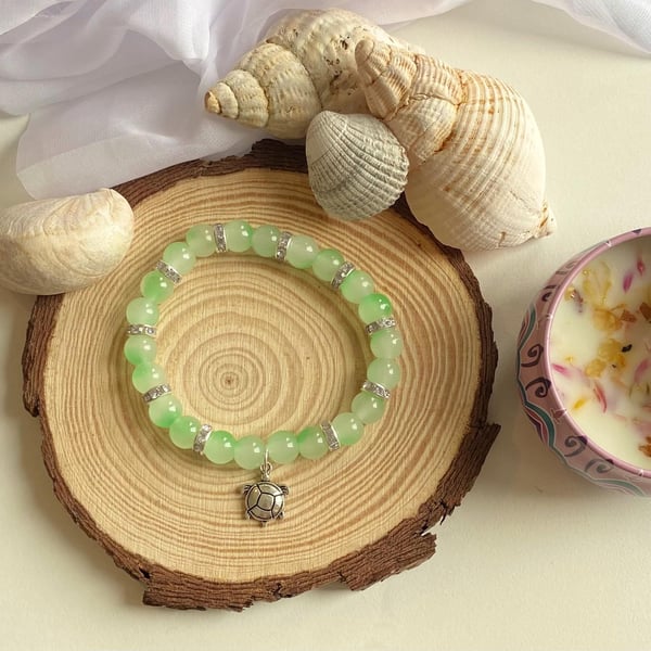 Handmade Green Glass Beaded Bracelet Sea Turtle Charm