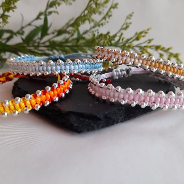 Macramé bracelet with silver beads, Ombre effect, friendship bracelet