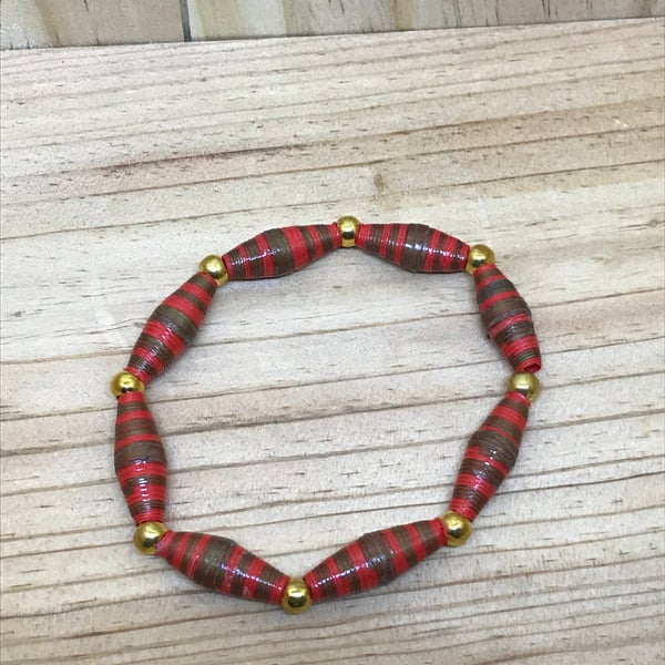 Paper Bead Bracelet. (232)