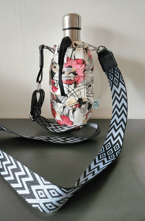 ABSTRACT FLORAL PRINT WATER COOLER WITH DETACHABLE STRAP