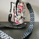 ABSTRACT FLORAL PRINT WATER COOLER WITH DETACHABLE STRAP