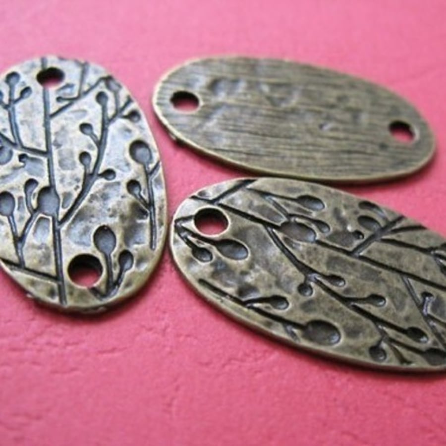 Antique Bronze Connector Oval 