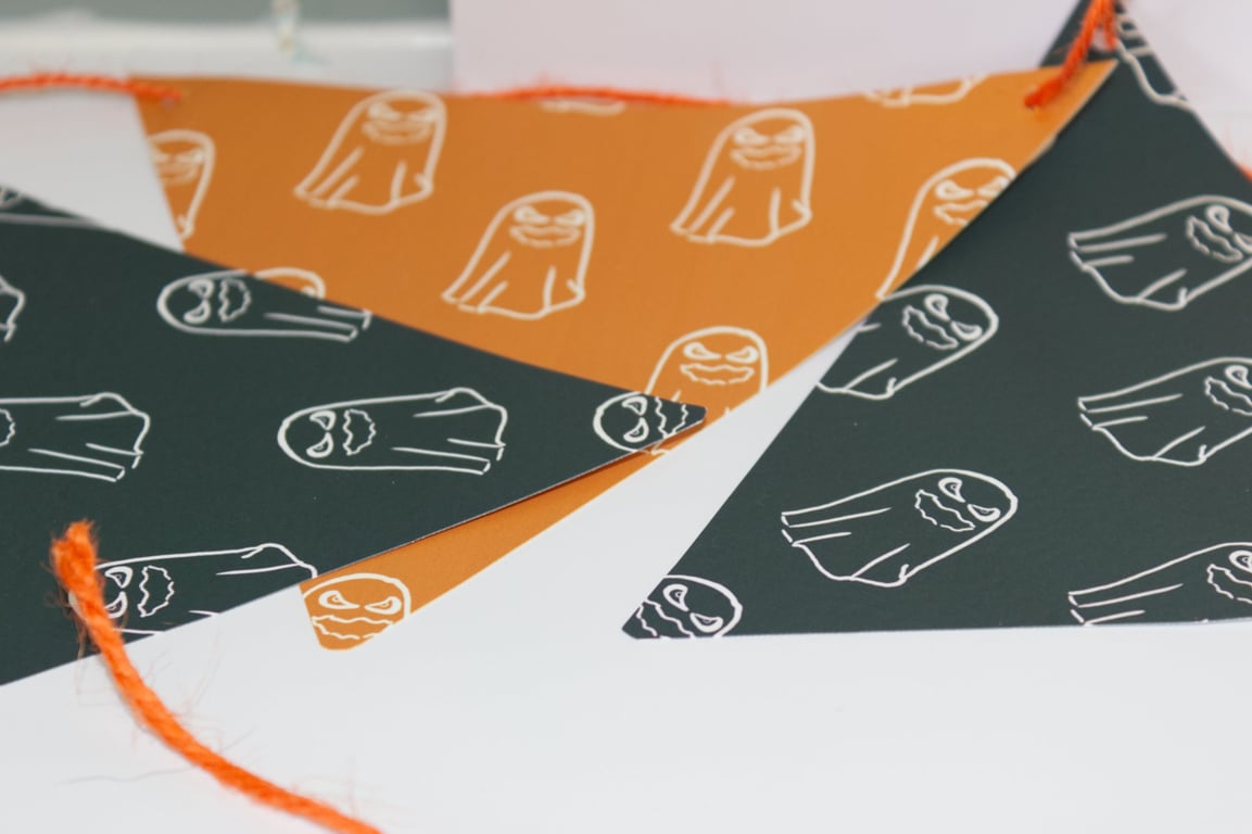 Handmade Halloween Ghostly bunting, black,orange, Approx 1.7M, waterproof