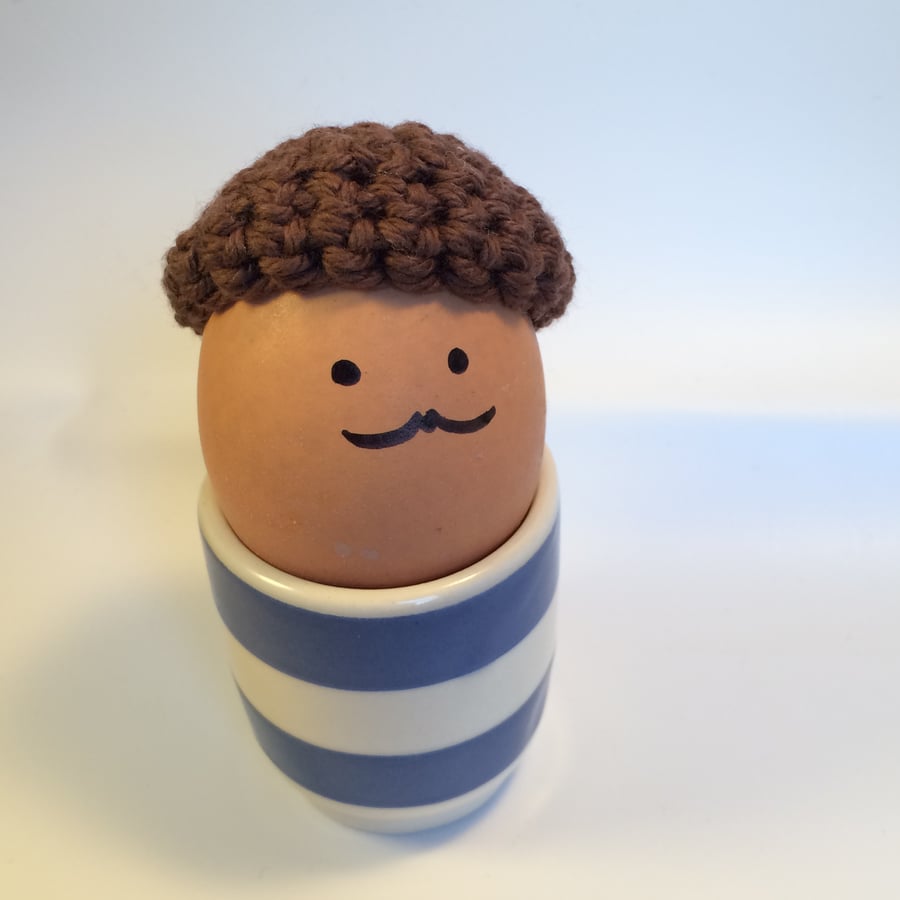 crochet egg cosy