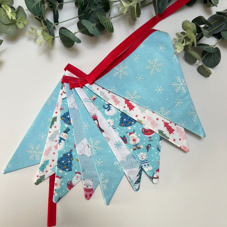 Handmade Fabric Bunting 9 Flags - Christmas Penguins & Polar Bears