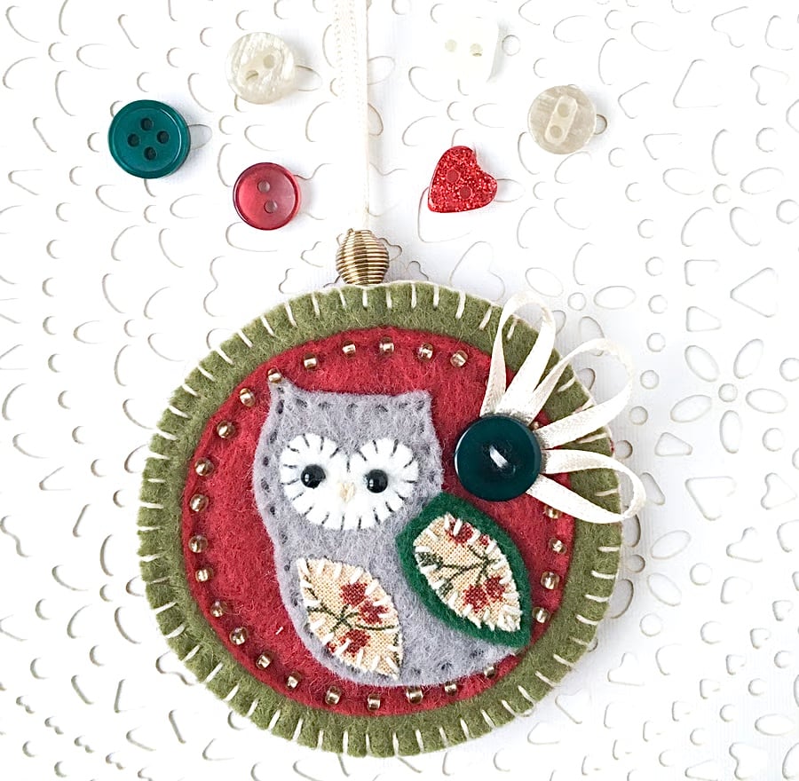 Christmas Owl Decoration