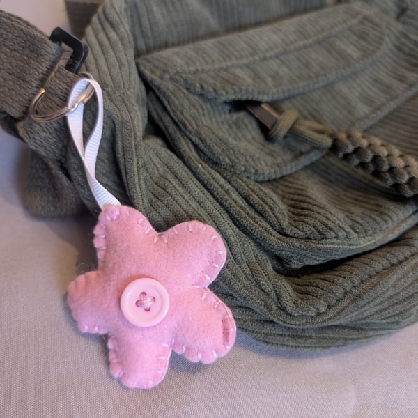 Handmade felt flower keyring, bagcharm, accessory - light pink