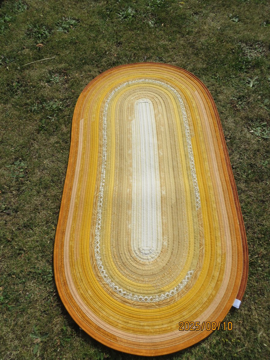 Handmade Jelly Roll Rug – Cosy, Colourful, One-of-a-Kind 