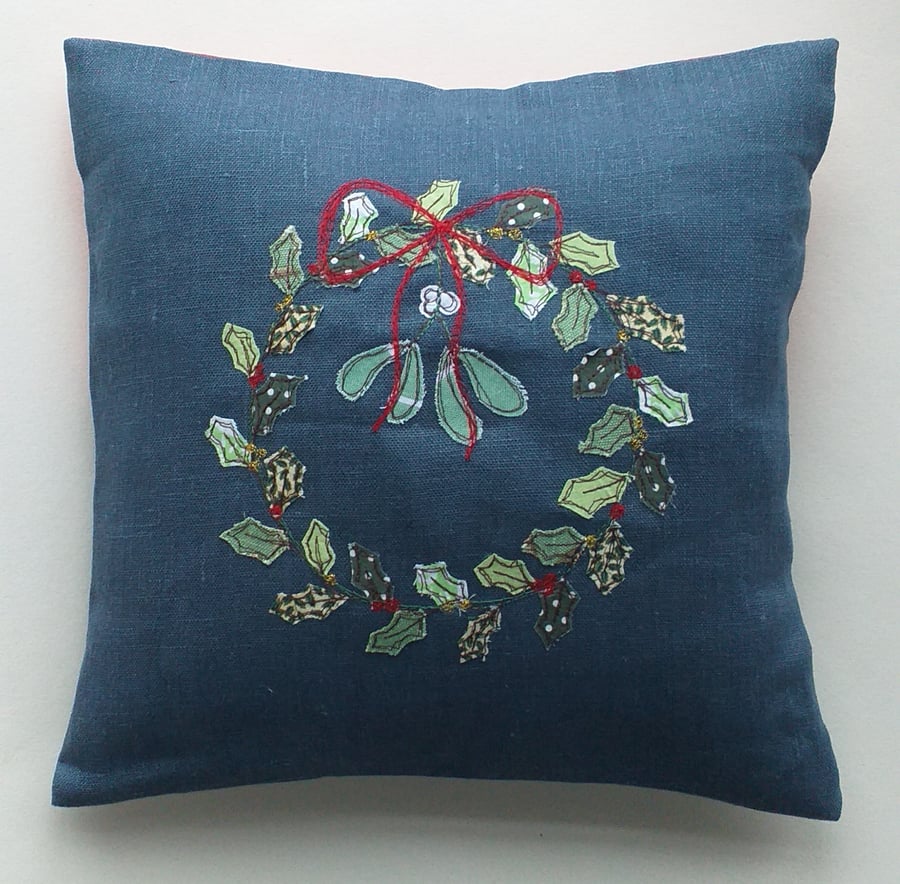 Christmas Wreath Embroidered Cushion