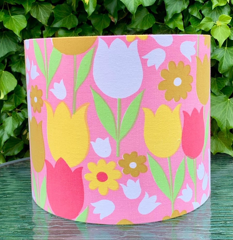 Fun PINK MAGENTA RETRO Tulip Floral Lampshade in 60s 70s Vintage fabric